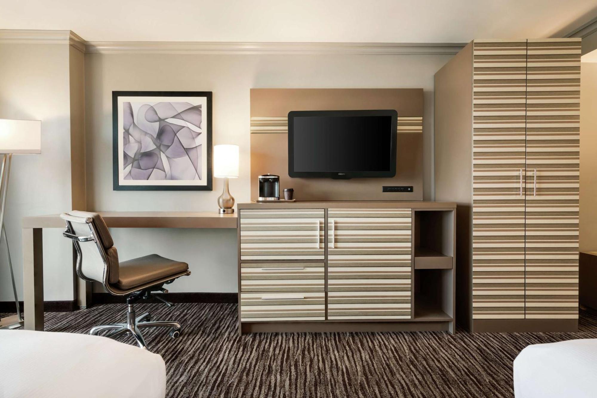 Отель Hilton Melbourne, Fl Экстерьер фото
